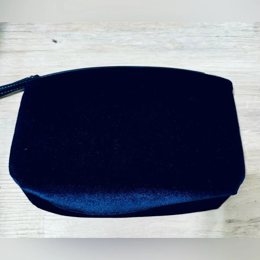 Lancome Paris Women's Blue Velvet Zip Up Cosmetic Bag 10”x 7